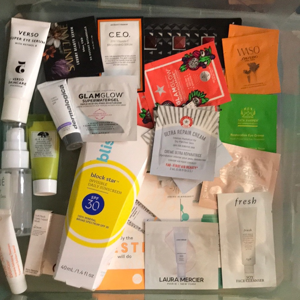HUGE LOT NEW MAKEUP SKINCARE SAMPLES NARS ORIGINS BARE MINERALS RARE BEAUTY LOTS